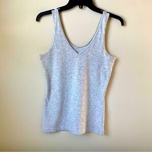 J&B Grey V-neck Girls Tank Top. Size L,